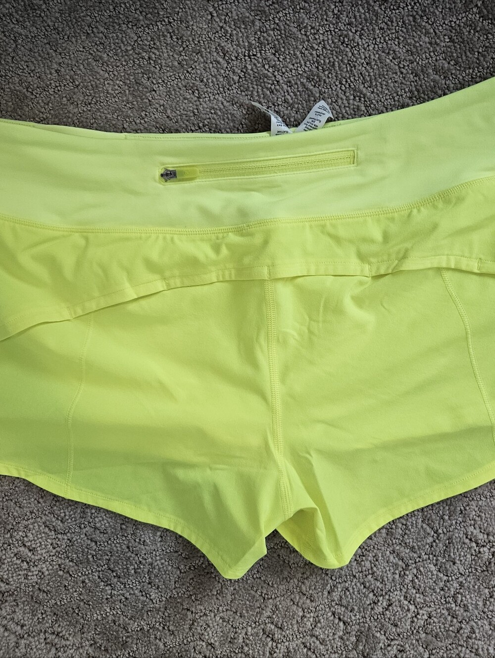 NWT - lululemon athletica Neon Yellow Speed Up LR Short 2.5" Lined - Size 12